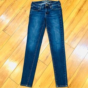 American Eagle AEO dark wash skinny denim jean super stretch jegging 0